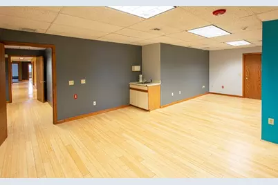 32 Industrial Dr E, Northampton, MA 01060 - Photo 16