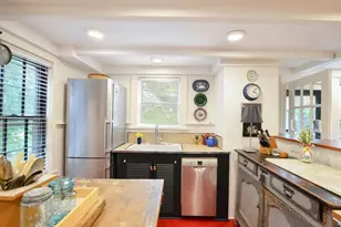 1150 Russells Mills Rd, Dartmouth, MA 02748 - Photo 10