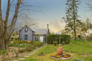 1150 Russells Mills Rd, Dartmouth, MA 02748 - Photo 2