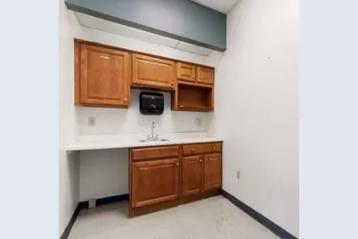2 Hawthorne #114n, Boston, MA 02114 - Photo 2