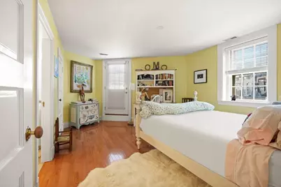 1 West Hill Place, Boston, MA 02114 - Photo 18