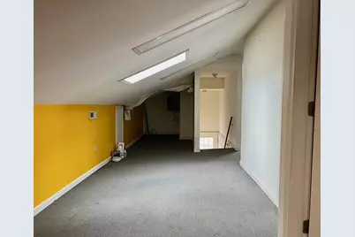 31 Bridge St, Shelburne, MA 01370 - Photo 10