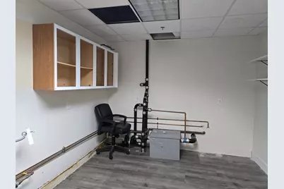 377 College Street, Amherst, MA 01002 - Photo 8