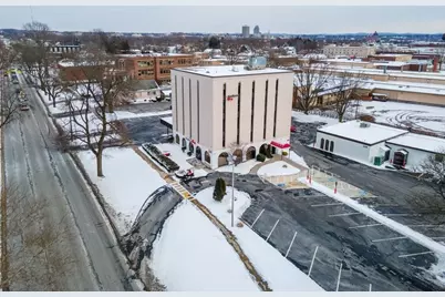 225 Park Ave #5, West Springfield, MA 01089 - Photo 1