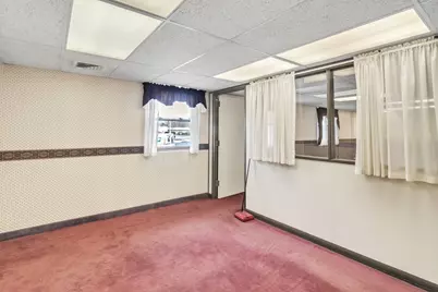 229 Park Ave, West Springfield, MA 01089 - Photo 8