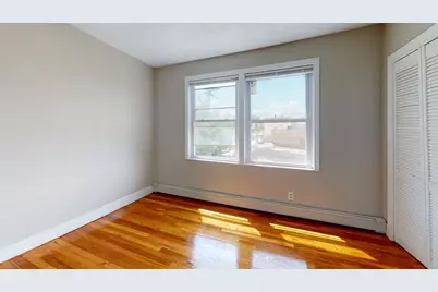 280 McGrath Highway #2, Somerville, MA 02143 - Photo 4