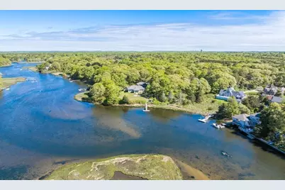 818 South Main Street, Barnstable, MA 02632 - Photo 38