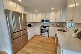 48 Village St, Reading, MA 01867 - Photo 2