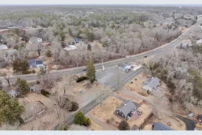 98 County Rd, Mattapoisett, MA 02739 - Photo 18