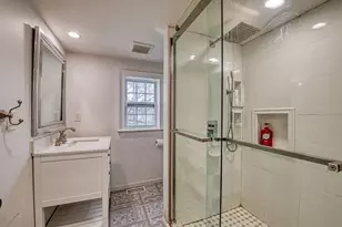 38 Lake Shore Dr, Weymouth, MA 02189 - Photo 22