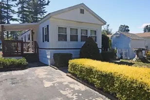 103 Castle Dr, Wareham, MA 02576 - Photo 4