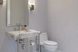 300 Pier 4 Blvd., Boston, MA 02210 - Photo 32