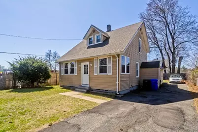 34 Temby St, Springfield, MA 01119 - Photo 16