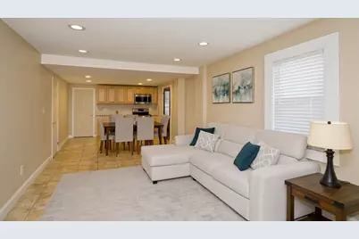 34 Temby St, Springfield, MA 01119 - Photo 1