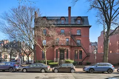 166 Marlborough St #1, Boston, MA 02116 - Photo 1