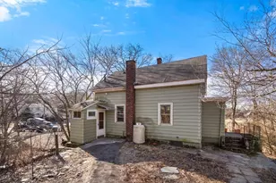 66 Rockland Pl, Newton, MA 02464 - Photo 2