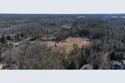 194 Bedford St, Middleborough, MA 02346 - Photo 10