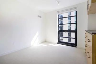 580 Washington St #12E, Boston, MA 02111 - Photo 12