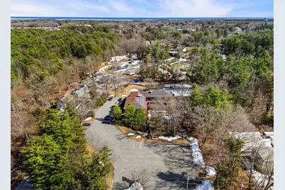135 Folly Mill Rd, Seabrook, NH 03874 - Photo 4