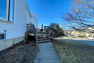 15 Burghardt St, Worcester, MA 02136 - Photo 28