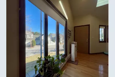 15 Burghardt St #B, Worcester, MA 02136 - Photo 6