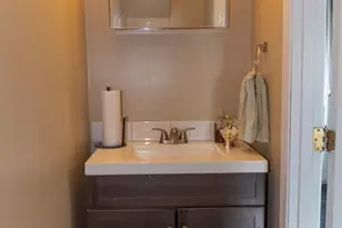 113 School St, Lowell, MA 01854 - Photo 10