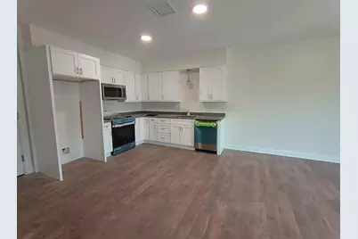 10 Franklin Ave #402, Revere, MA 02151 - Photo 2