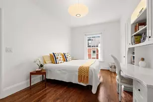 41 Chestnut St, Boston, MA 02108 - Photo 34