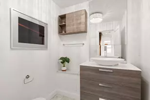 41 Chestnut St, Boston, MA 02108 - Photo 24