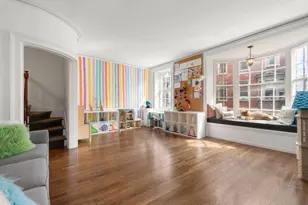 41 Chestnut St, Boston, MA 02108 - Photo 24