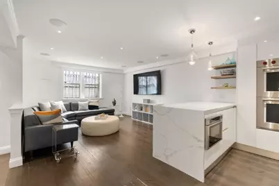 41 Chestnut St, Boston, MA 02108 - Photo 22