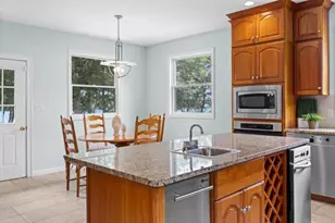 267 Barnes Rd, Oak Bluffs, MA 02557 - Photo 14