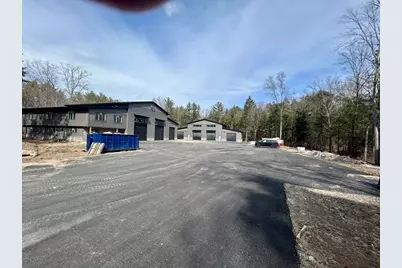 15 Oneil St, 2nd Floor Right, Easthampton, MA 01027 - Photo 8