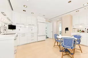 776 Boylston St, Boston, MA 02199 - Photo 10