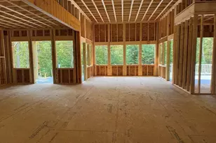 279 S E Main St, Douglas, MA 01516 - Photo 12