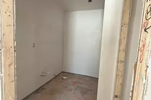 279 S E Main St, Douglas, MA 01516 - Photo 22