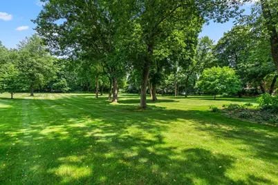 3 Suburban Rd, Worcester, MA 01602 - Photo 14