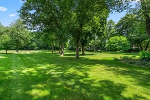 3 Suburban Rd, Worcester, MA 01602 - Photo 14