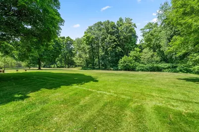 3 Suburban Rd, Worcester, MA 01602 - Photo 22