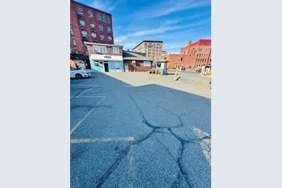 350 Essex St, Lawrence, MA 01840 - Photo 12