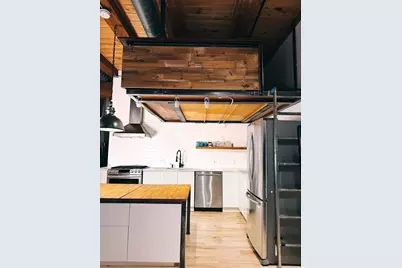 21 Wormwood St #218, Boston, MA 02210 - Photo 10