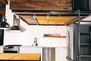 21 Wormwood St, Boston, MA 02210 - Photo 10