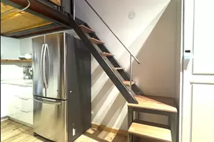 21 Wormwood St, Boston, MA 02210 - Photo 6