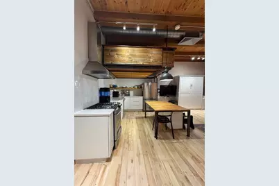 21 Wormwood St #218, Boston, MA 02210 - Photo 8