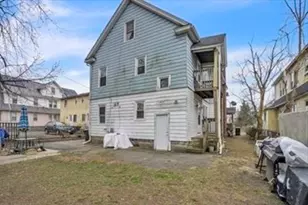 124-126 Westford Cir, Springfield, MA 01109 - Photo 22