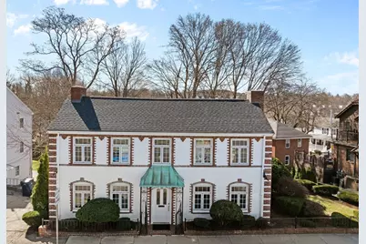 1646 Centre Street, Boston, MA 02132 - Photo 2