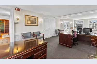 1646 Centre Street, Boston, MA 02132 - Photo 22