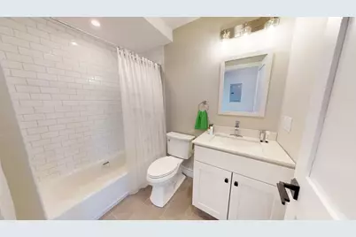 81 Chestnut Hill Ave #1r, Boston, MA 02135 - Photo 2