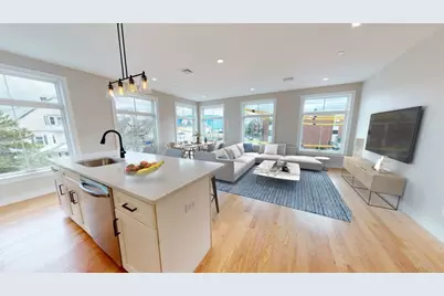 81 Chestnut Hill Ave #1r, Boston, MA 02135 - Photo 8