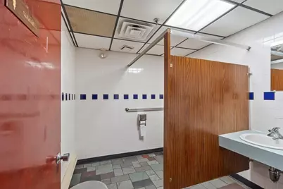 885 Main Street, Tewksbury, MA 01876 - Photo 32